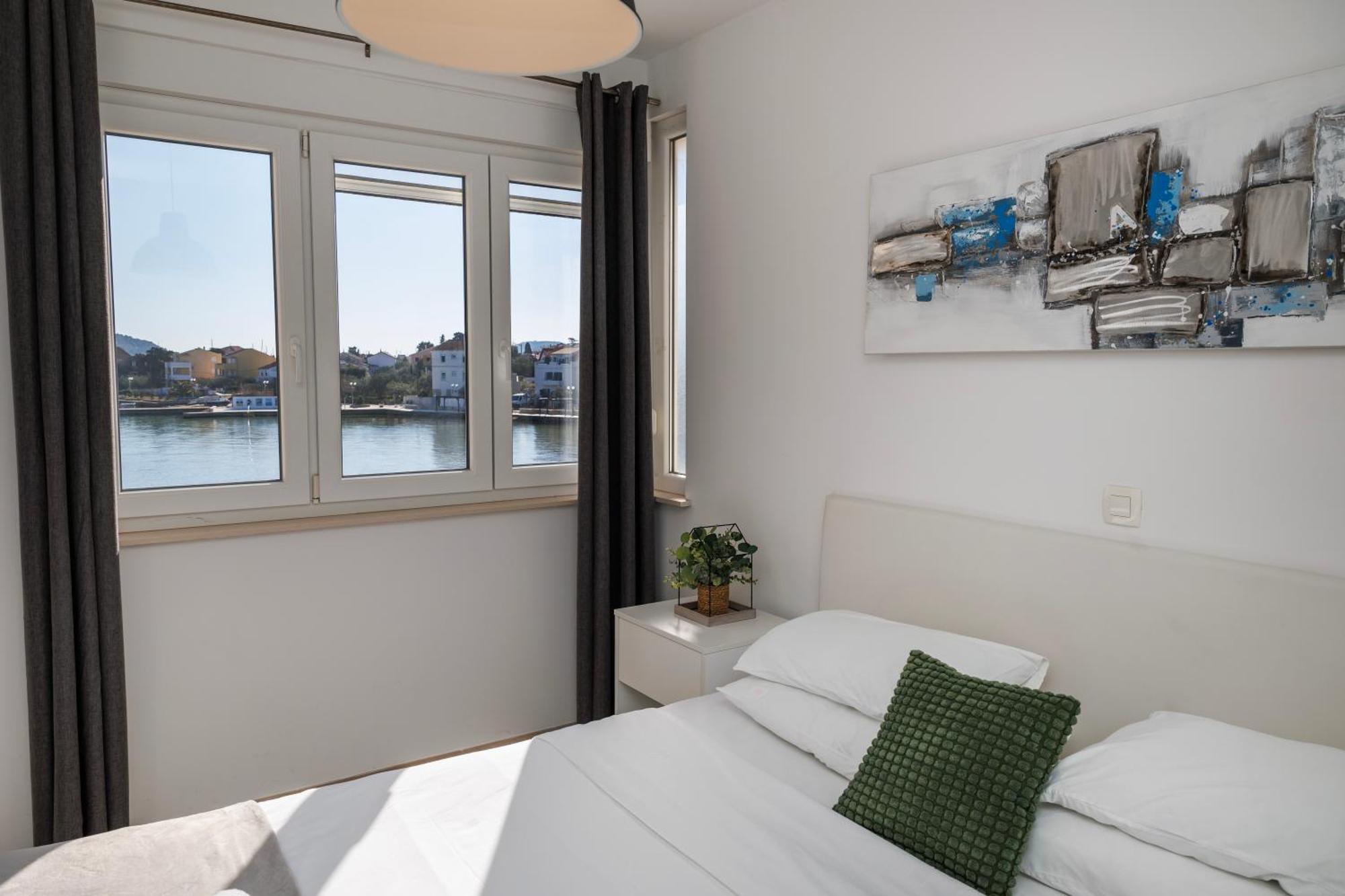 Apartman Dalmacija *